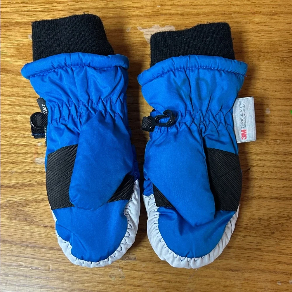 3M Thinsulate Blue Bear Mittens for Kids